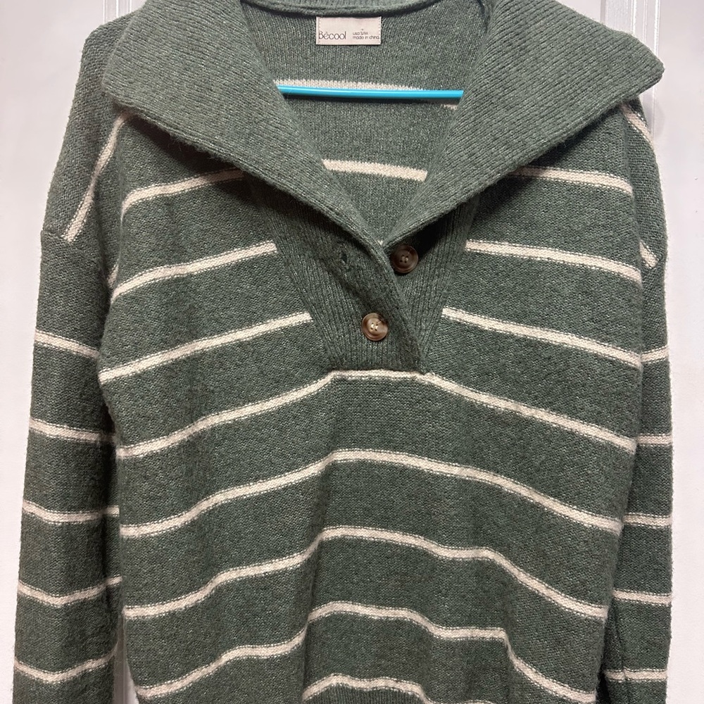 Women's Green Striped Sweater